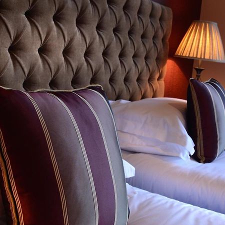 Inglewood Manor Hotel Ledsham  Buitenkant foto