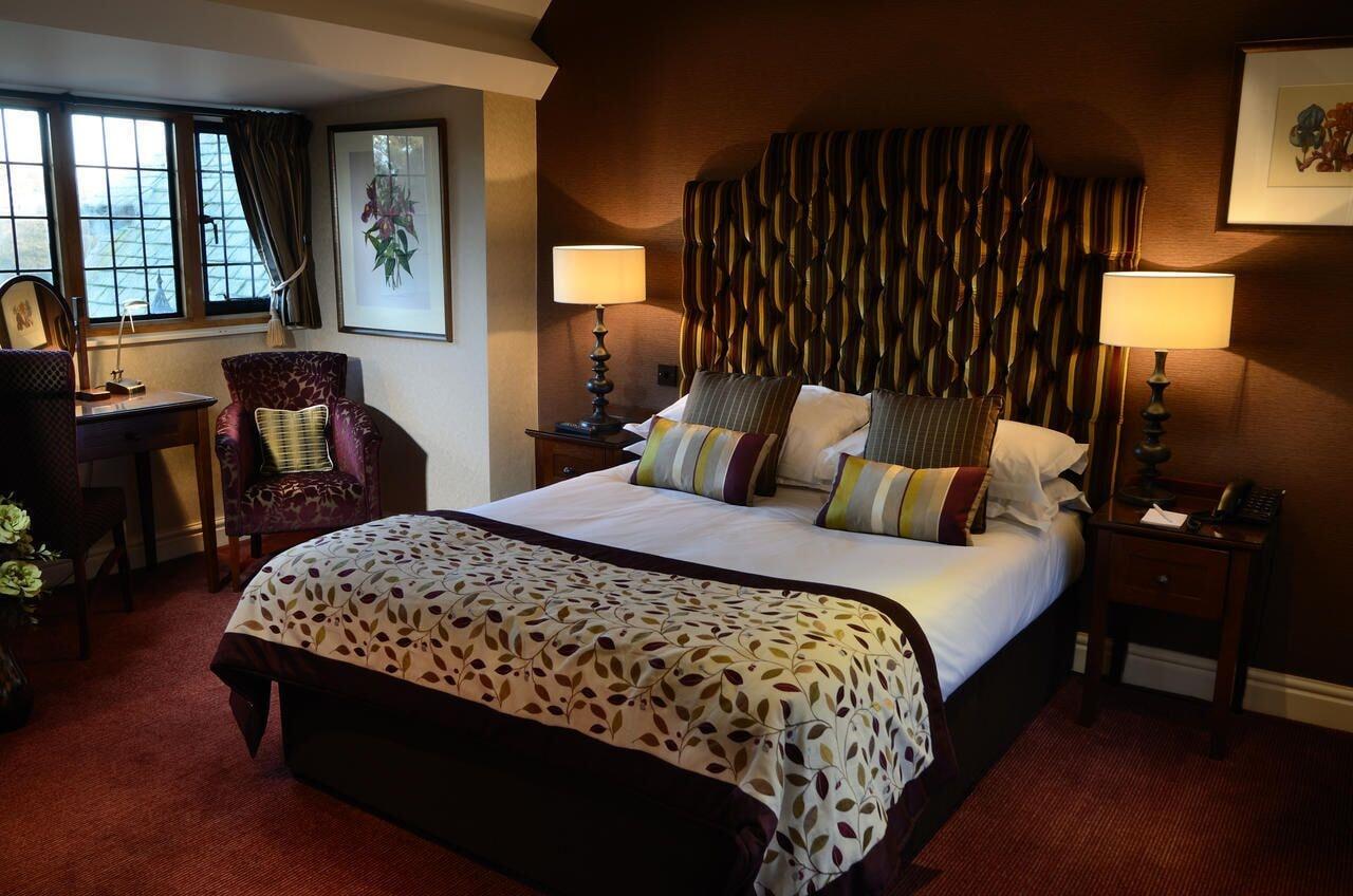 Inglewood Manor Hotel Ledsham  Buitenkant foto