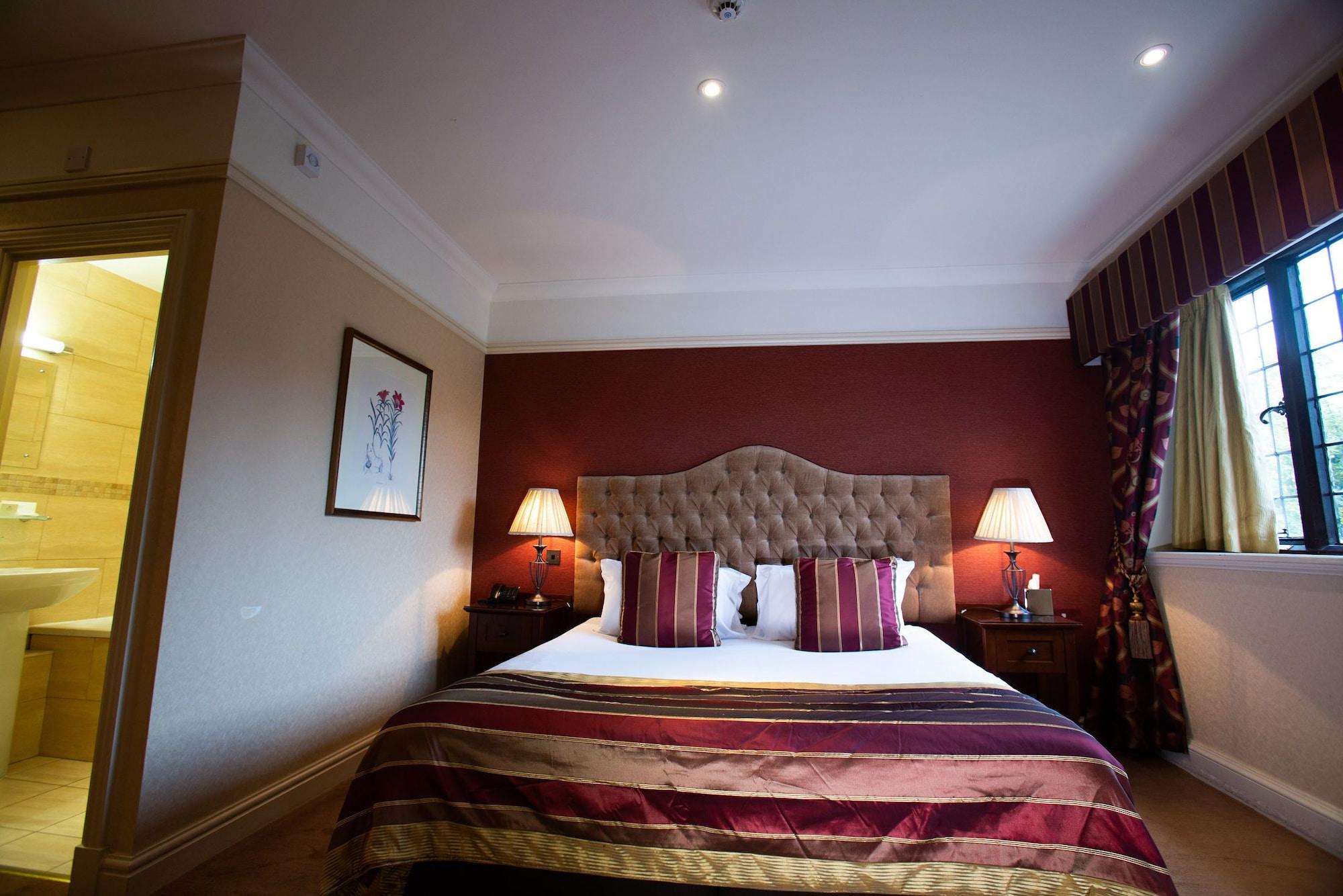 Inglewood Manor Hotel Ledsham  Buitenkant foto