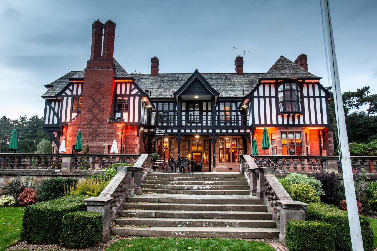 Inglewood Manor Hotel Ledsham  Buitenkant foto